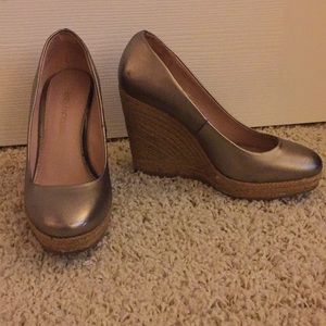 Enzo Angiolino bronze espadrille wedge